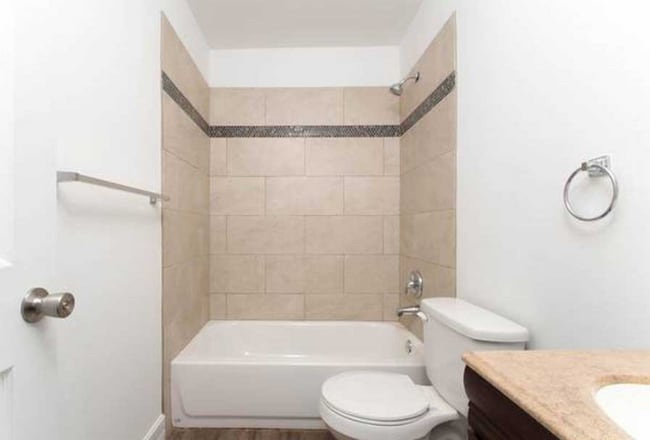 Photo - 2120 Monterey St Apartment