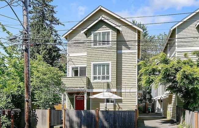 Building Photo - 14345 19th Ave NE