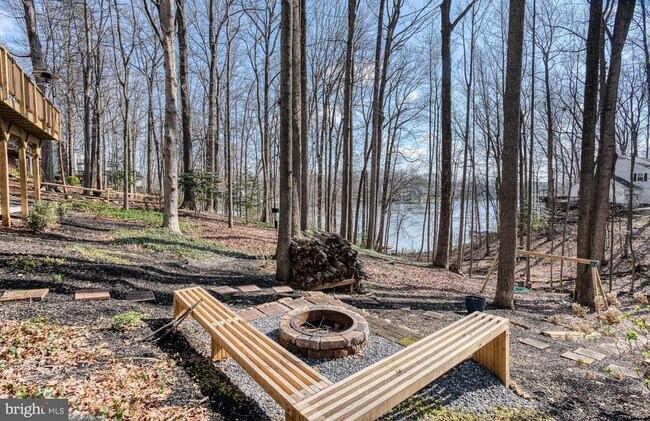Building Photo - DUMFRIES - MONTCLAIR - STUNNING WATER VIEW...
