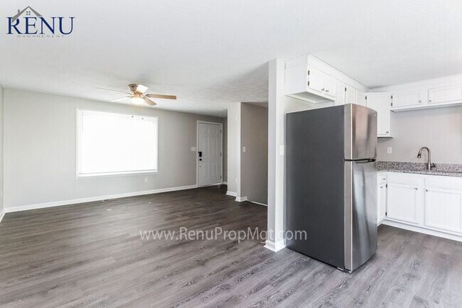 Building Photo - Fall Special: 1/2 off your first month! Av...