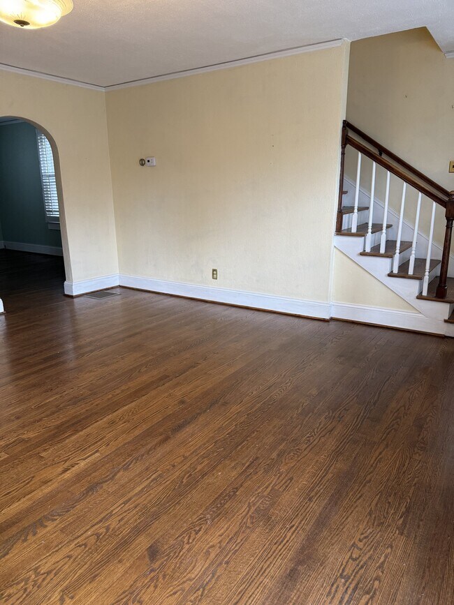 Foto del edificio - 215 N Garden St