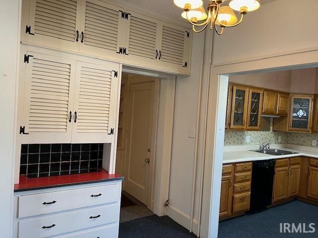 Foto del edificio - 528 N Main St