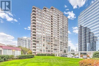 Building Photo - 5765 Yonge St