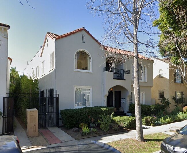 Foto del edificio - 453 N Orange Grove Ave