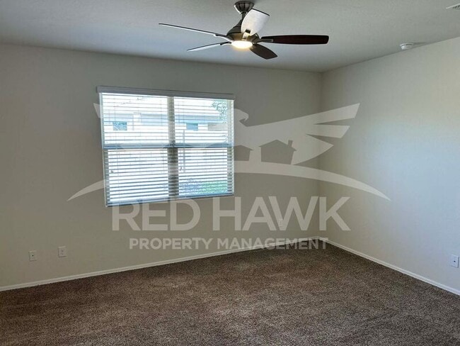 Foto del edificio - 4734 E Pearl Rd