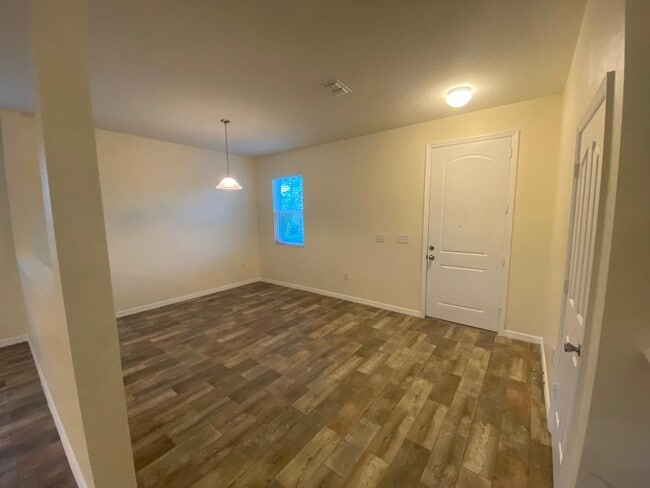 Photo - 2330 Avellino Ave House