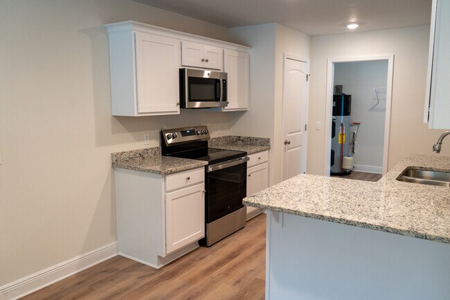 Building Photo - 1704 Atlanta Ave