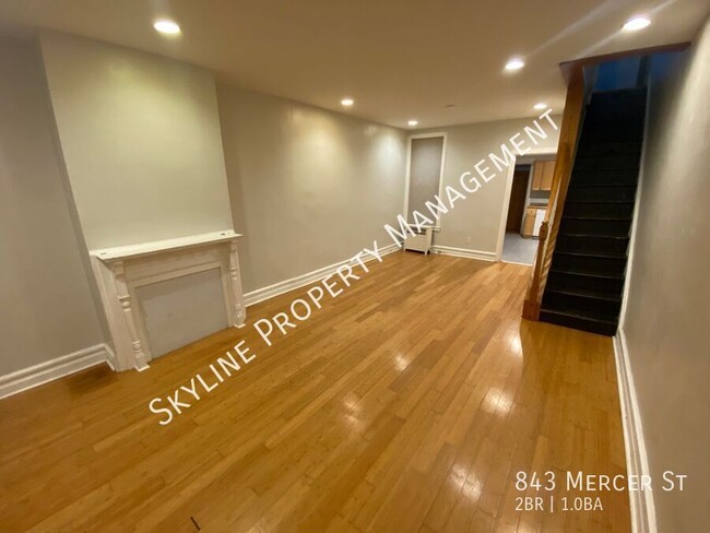 Foto del edificio - Gorgeous 2 Bedroom Home For Rent in Fishtown!