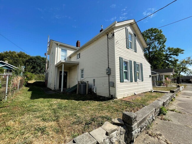 Foto del edificio - 222 N E St