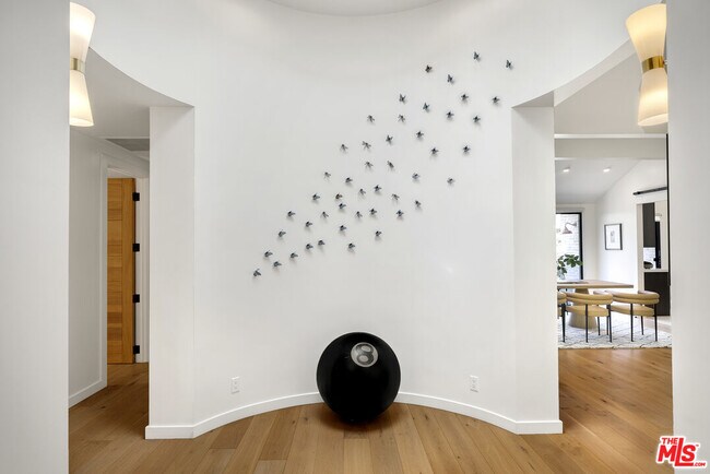 Foto del edificio - 521 Loring Ave