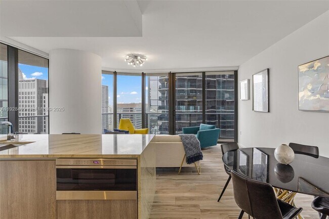 Foto del edificio - 801 S Miami Ave