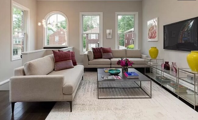 Foto del edificio - 1526 Asbury Pl