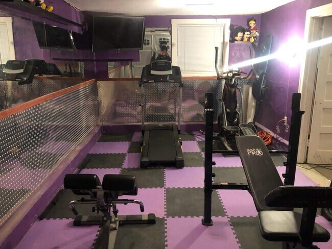 Foto del edificio - 464 W 9th St