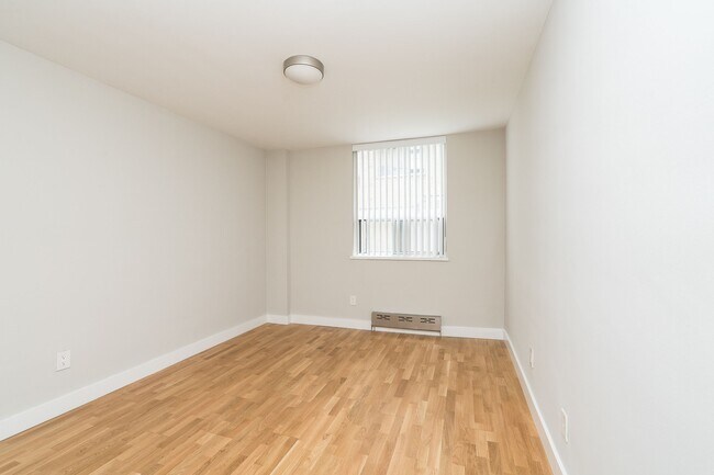 Photo du bâtiment - 188 Jameson Ave