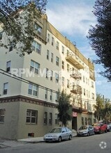 Building Photo - 1523 N McCadden Pl