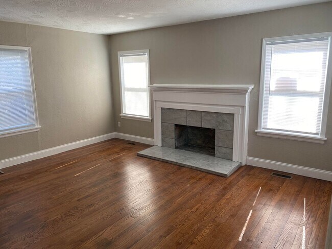 Foto del edificio - Like New Close to MSU 2 br 2 ba with basement