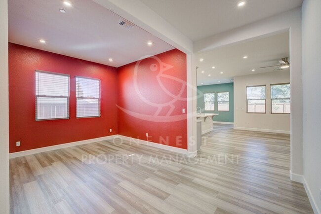 Foto del edificio - Fabulous floorplan; 3 bdrm 3 bthm + bonus ...