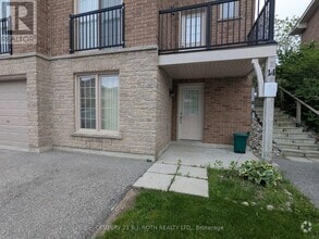 Building Photo - 175-175 Stanley St.