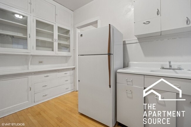 Foto del edificio - 1305 Oak Ave