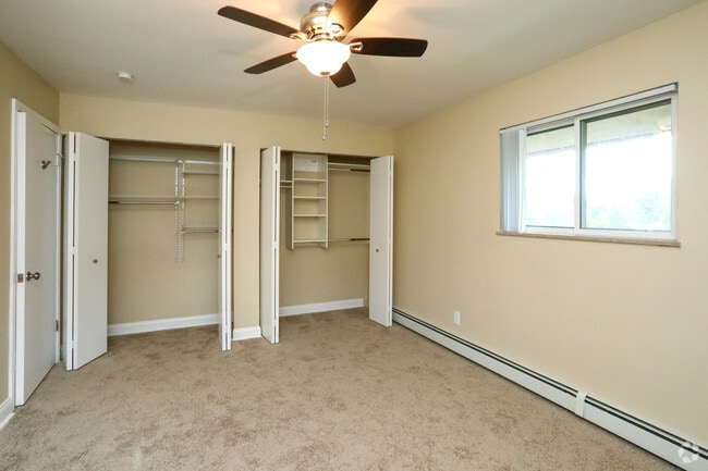 2 BR, 1 BA - 790 SF, Upgraded - Wyndham Hill Apartments