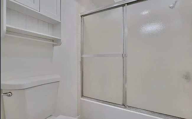 Building Photo - Rose Street