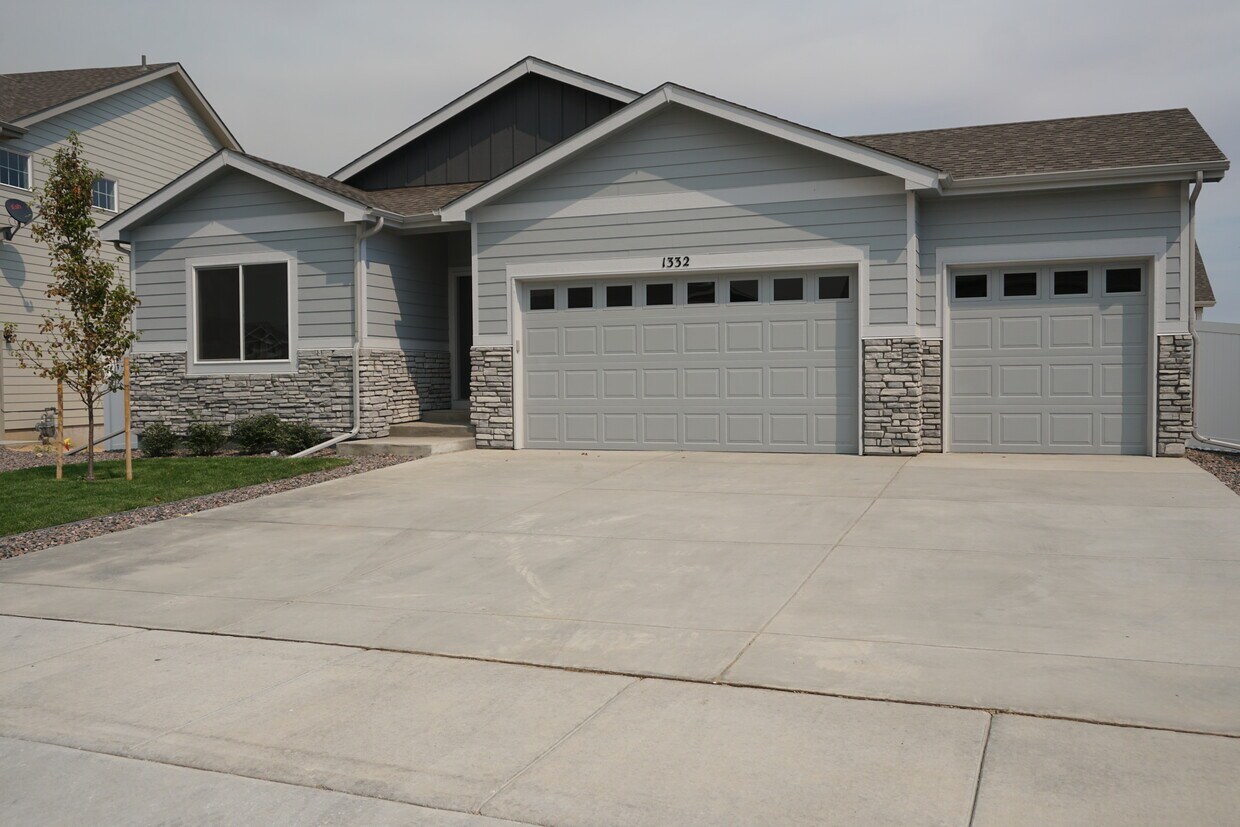 Foto principal - 1332 87th Ave