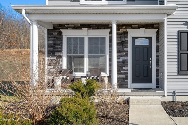 Foto del edificio - 2 Birch Ct