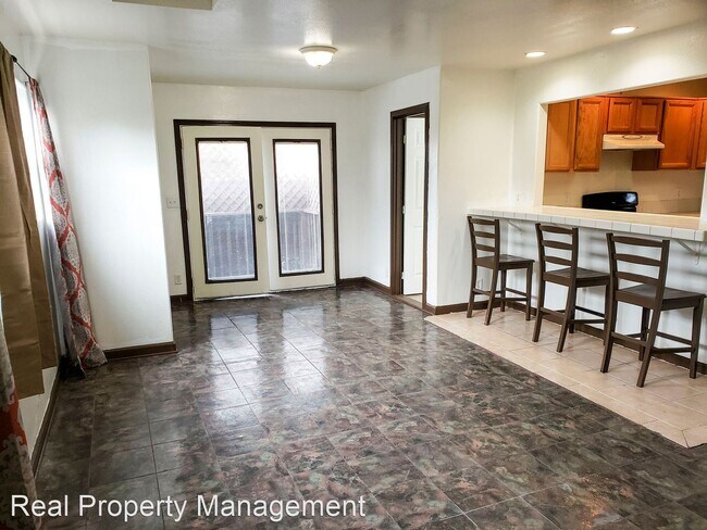 Foto del edificio - 2 br, 1 bath House - 3567 Oregon St.