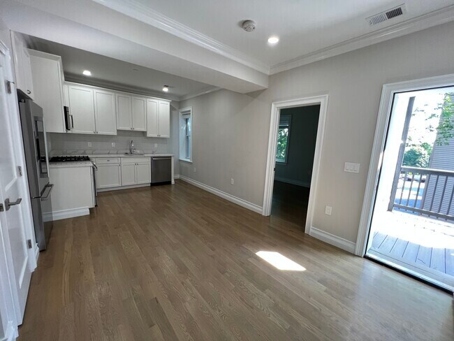 Foto principal - 14 Mount Hood Rd