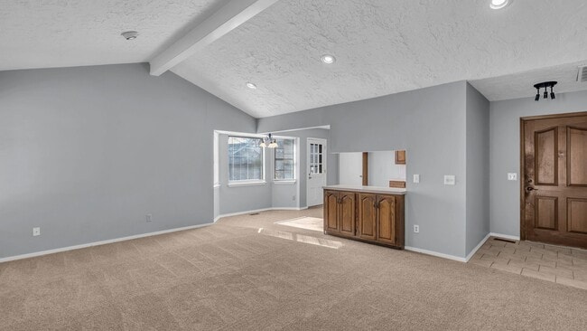 Building Photo - 3 Bed 2 Bath South Tulsa Rental Home