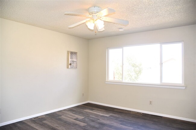 Foto del edificio - 226 Waverly Ave