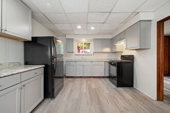 Building Photo - 551 Glenwood Ave