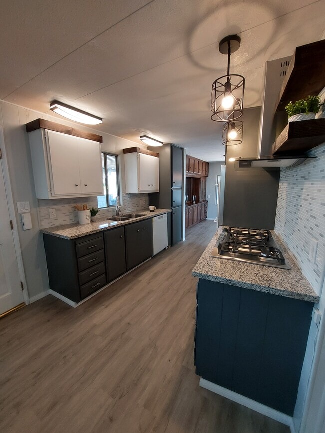 Building Photo - 10433 Overland Trl