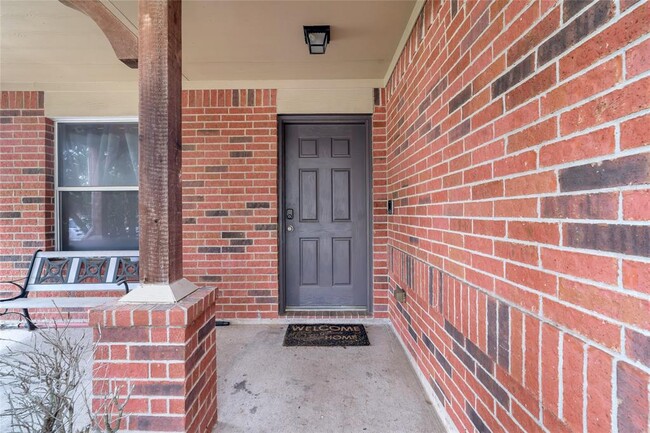 Foto del edificio - 24422 Lakecrest Village Dr
