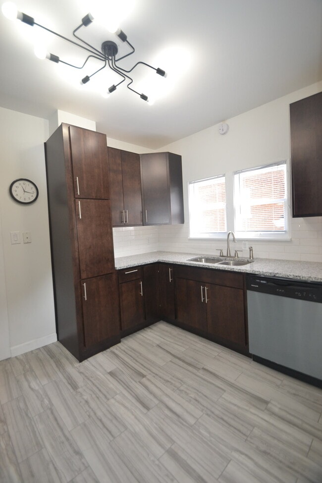 306 Brown St, Valparaiso, IN 46383 House Rental in Valparaiso, IN