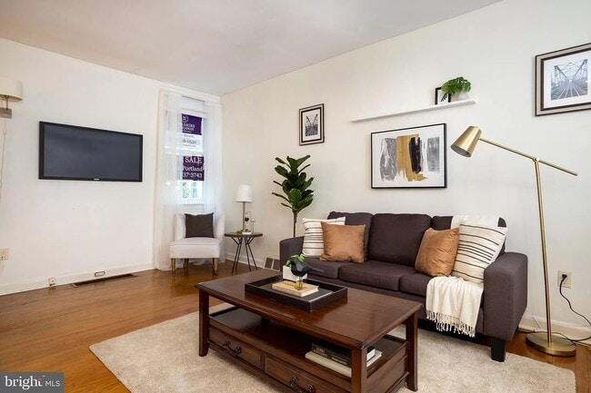 Living Room - 1 Rainey Ct