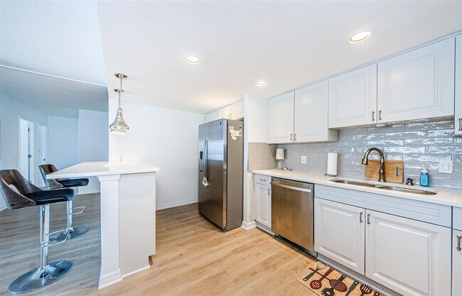 Foto del edificio - 800 S Gulfview Blvd