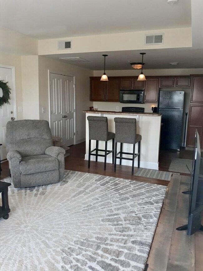 8150 Lenox Creekside Dr Unit 13, Antioch, TN 37013 Condo for Rent in