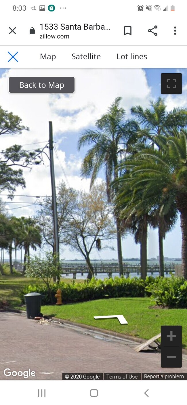 Foto del edificio - 1615 Santa Barbara Dr