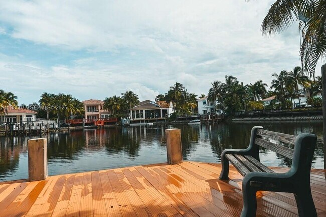 Foto del edificio - 1104 Washington St