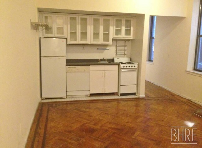 Foto del edificio - 211 Clinton St