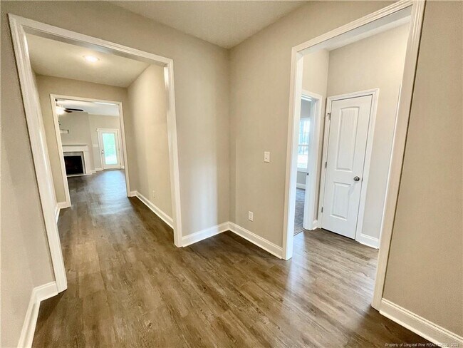 Building Photo - 5177 Maxwell Rd