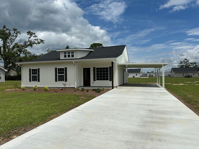 Foto del edificio - 3 Bed 2 Bath House