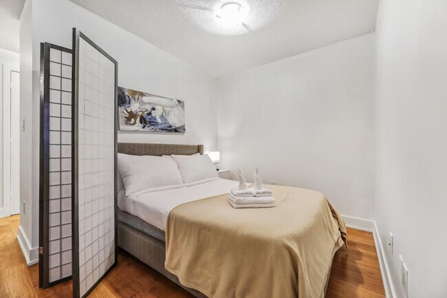 Photo du bâtiment - 265 Wellington St W