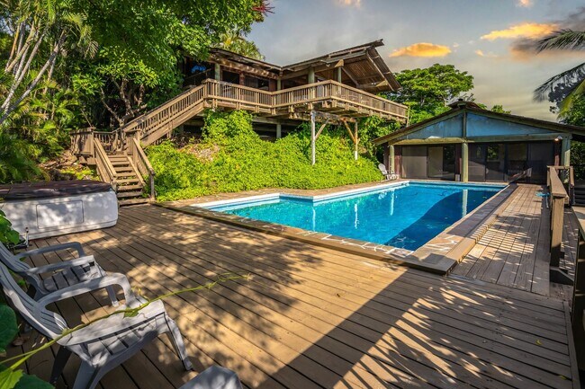 Foto del edificio - Maui Meadows Tropical Sanctuary with Pool,...