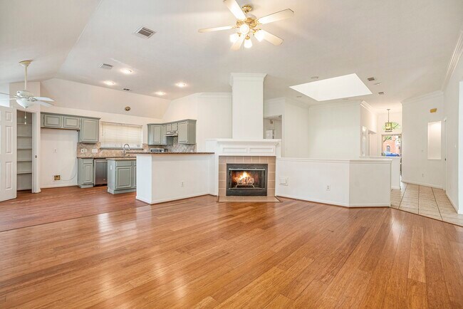 Foto del edificio - 1814 Heather Cove Ct