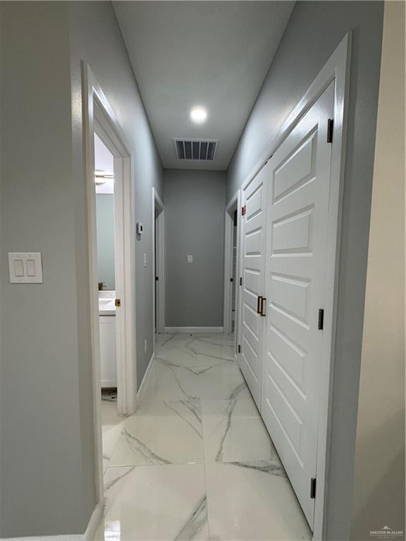 Building Photo - 14 Northwestern Ave