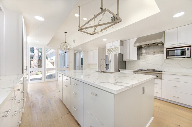 Foto del edificio - 50 Saddlebrook Ln
