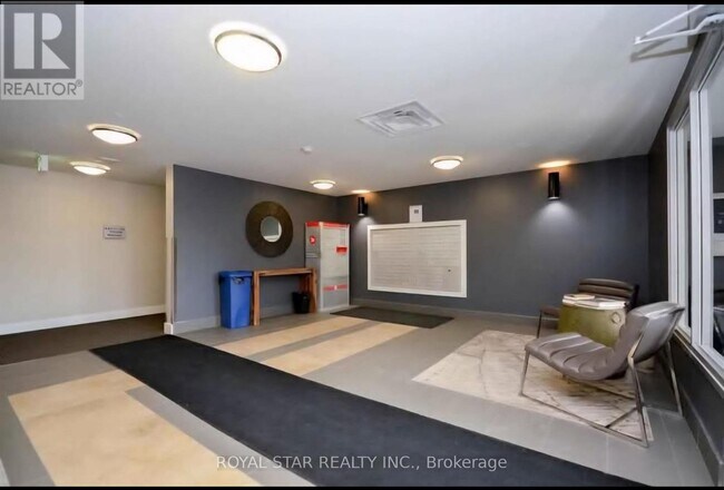 Photo du bâtiment - 2785 Baseline Rd