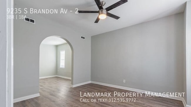 Building Photo - ?9235 S Brandon Ave #2
